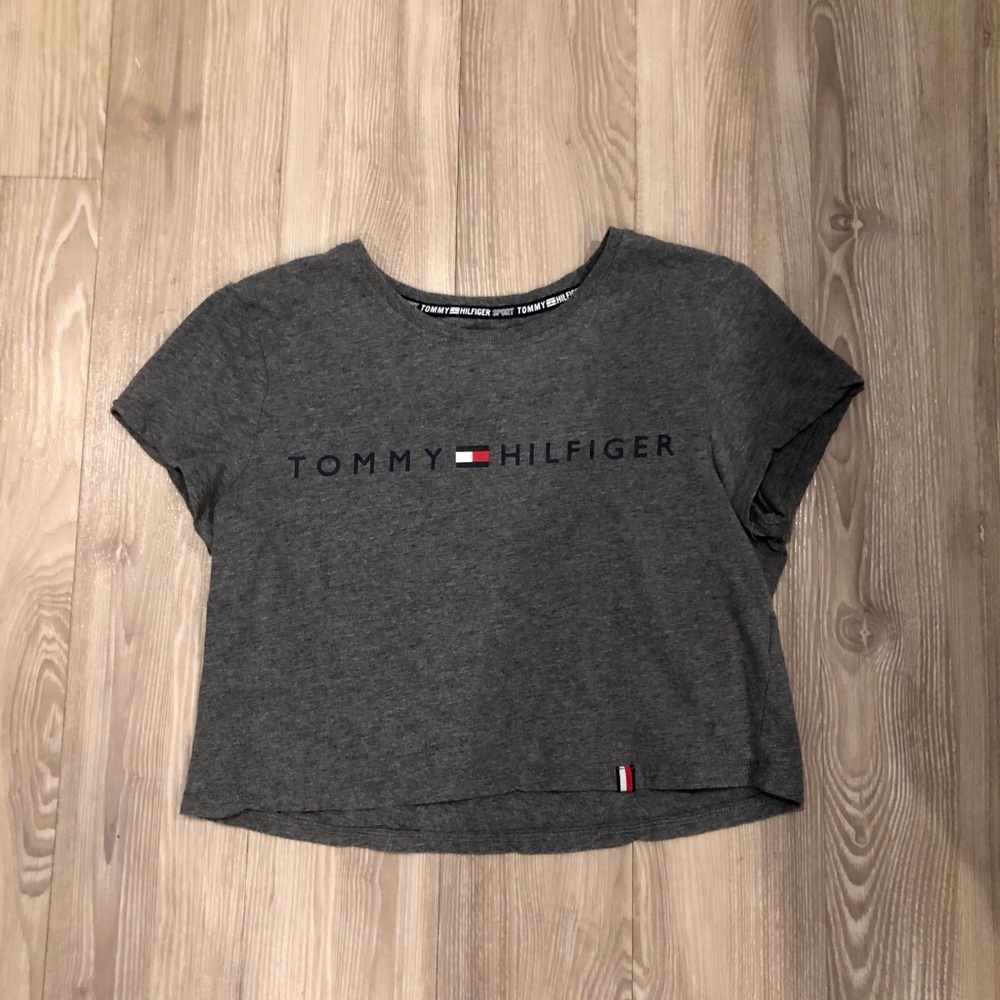 Cropped tee